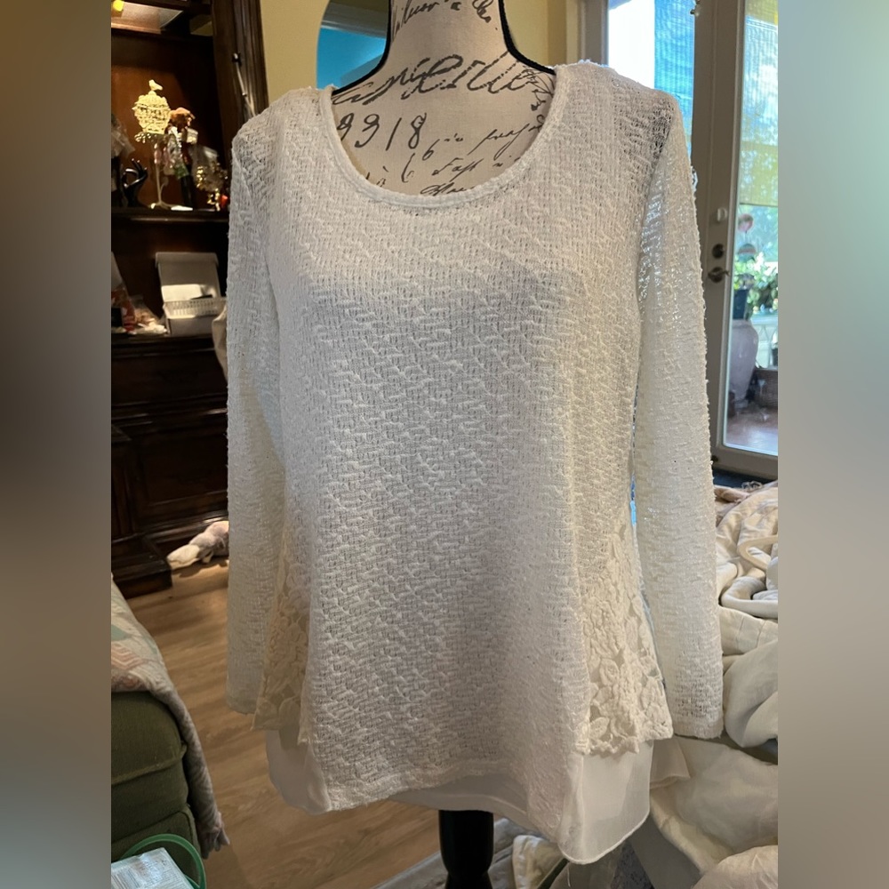 So cute top lace